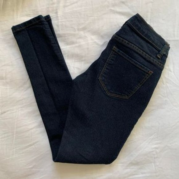 Forever 21 Low-Rise Dark Wash Skinny Jeans - Picture 2 of 3